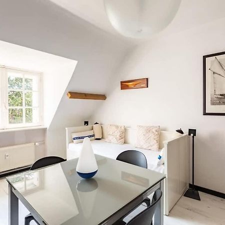 Le Capucin - Petit Duplex Avec Place De Parking Динар Экстерьер фото